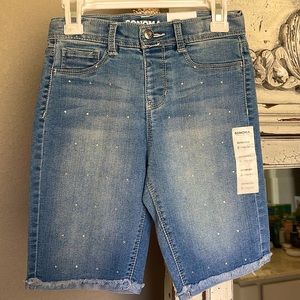 Girls Bermuda shirts size 8